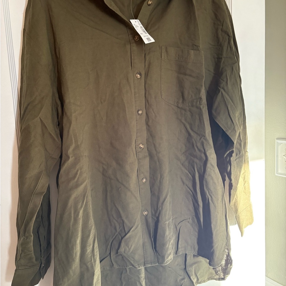 Reitmans Khaki Button-Up Blouse